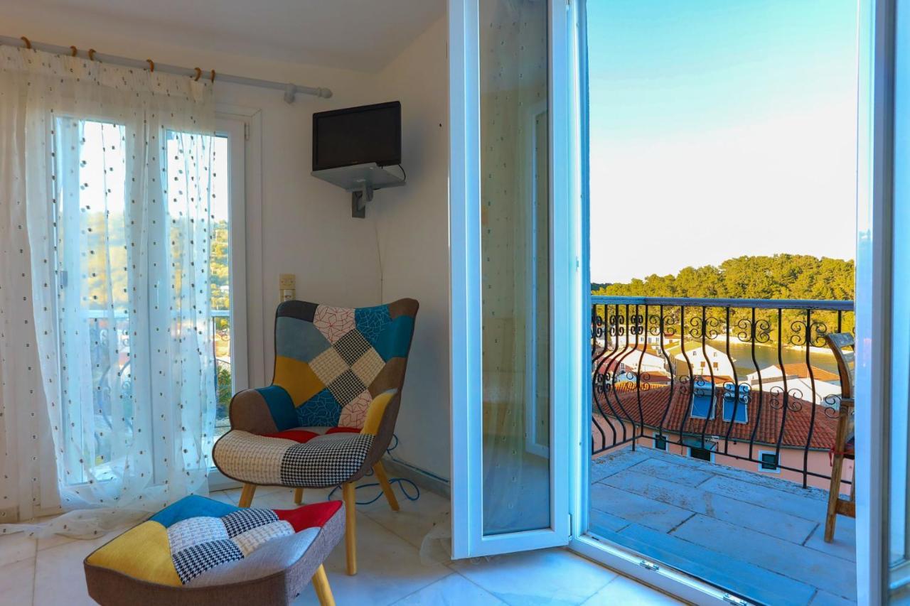 Sterna Suite Gaios Exterior foto